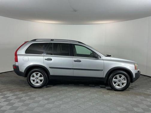 Silver Metallic 2005 Volvo XC90 2.5T