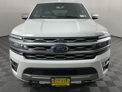 Star White Metallic Tri-Coat 2023 Ford Expedition Max Platinum