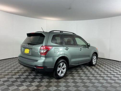Green Metallic 2014 Subaru Forester 2.5i Limited