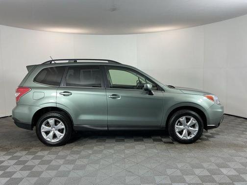 Green Metallic 2014 Subaru Forester 2.5i Limited