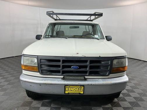 White 1992 Ford F-150 S