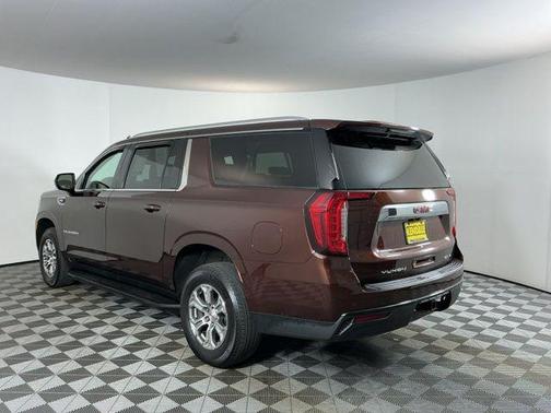 2023 GMC Yukon XL SLE