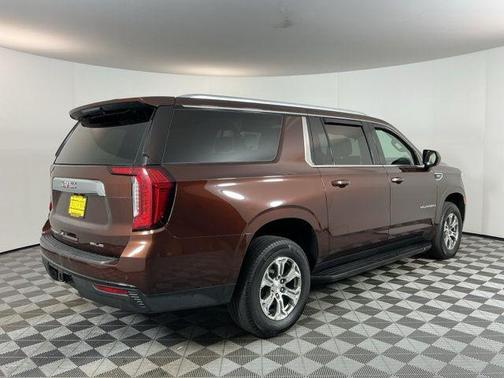 2023 GMC Yukon XL SLE