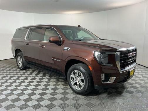 2023 GMC Yukon XL SLE