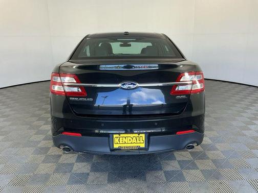 Tuxedo Black Metallic 2013 Ford Taurus SEL
