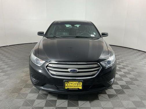 Tuxedo Black Metallic 2013 Ford Taurus SEL