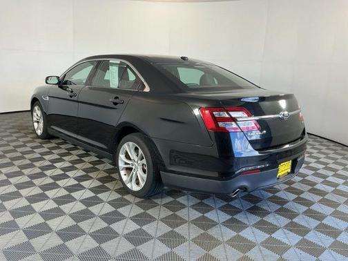Tuxedo Black Metallic 2013 Ford Taurus SEL