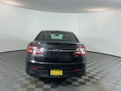 Tuxedo Black Metallic 2013 Ford Taurus SEL