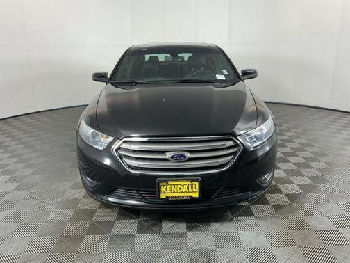Tuxedo Black Metallic 2013 Ford Taurus SEL