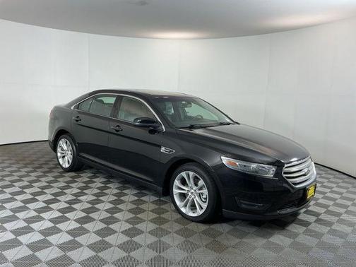 Tuxedo Black Metallic 2013 Ford Taurus SEL