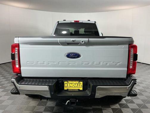 Avalanche 2025 Ford F-450 Lariat