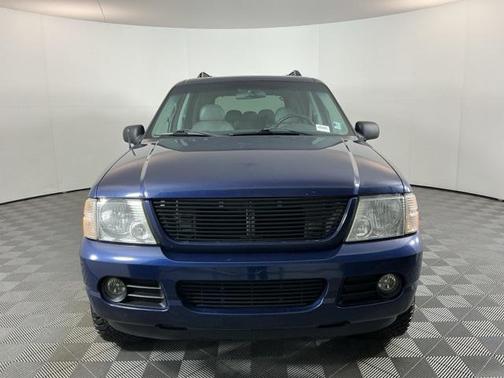 2005 Ford Explorer XLT