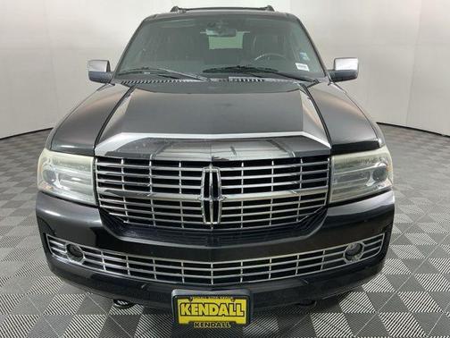 2011 Lincoln Navigator Base