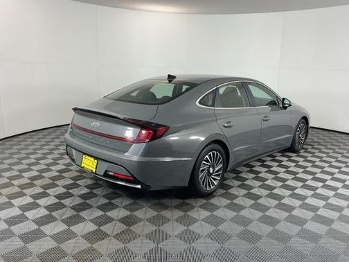 2021 Hyundai SONATA SEL