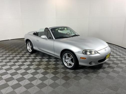 2005 Mazda MX-5 Miata Cloth