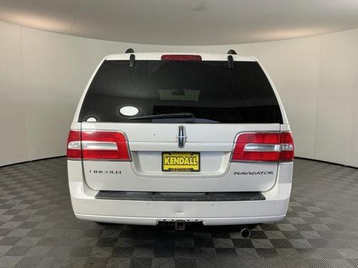 2010 Lincoln Navigator Base