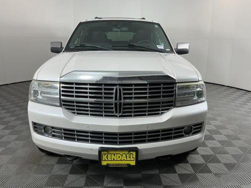 2010 Lincoln Navigator Base