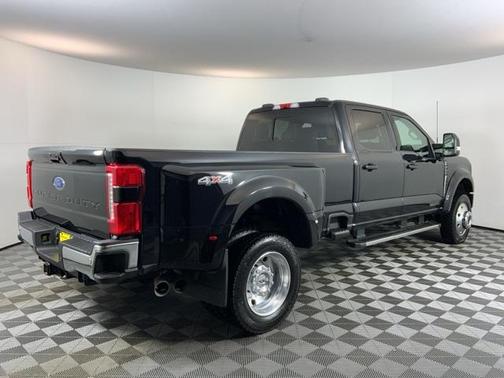 2024 Ford F-450 Lariat