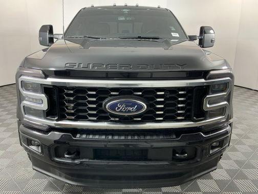 Agate Black Metallic 2025 Ford F-450 Platinum