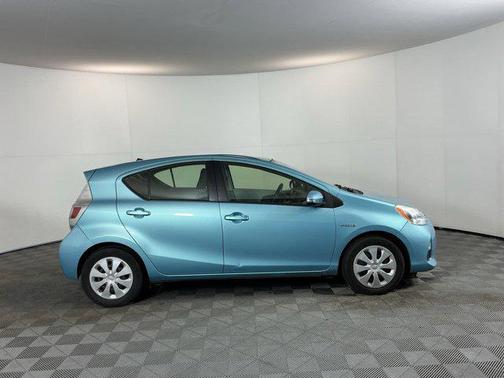 Summer Rain Metallic 2013 Toyota Prius c Two