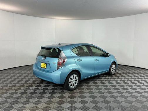 Summer Rain Metallic 2013 Toyota Prius c Two