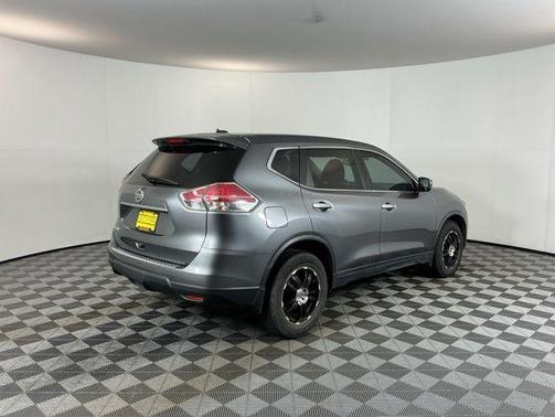 Gun Metallic 2015 Nissan Rogue S