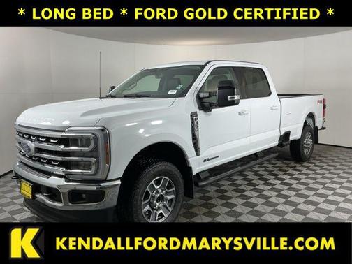 Oxford White 2025 Ford F-350 Lariat