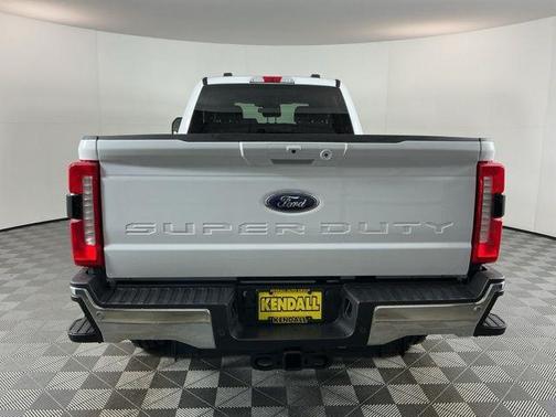 Oxford White 2025 Ford F-350 Lariat