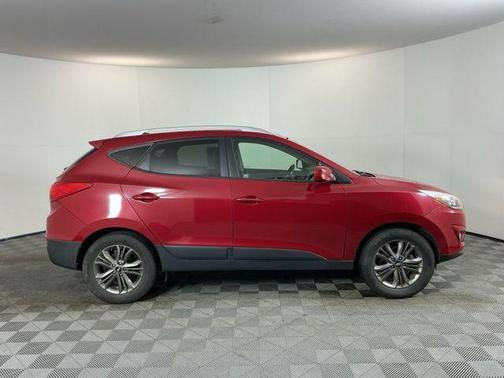2015 Hyundai TUCSON SE