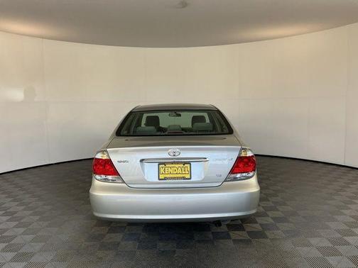 Lunar Mist Metallic 2005 Toyota Camry LE V6