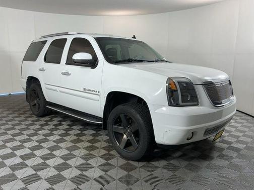 Summit White 2008 GMC Yukon Denali