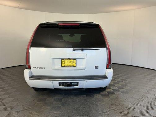 Summit White 2008 GMC Yukon Denali