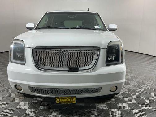 Summit White 2008 GMC Yukon Denali