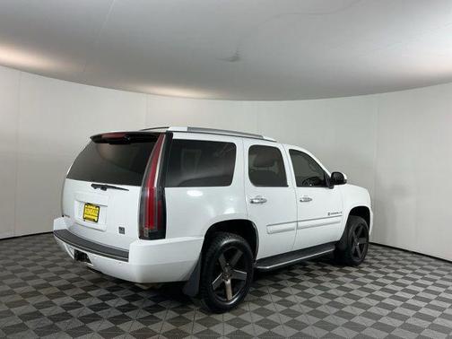 Summit White 2008 GMC Yukon Denali