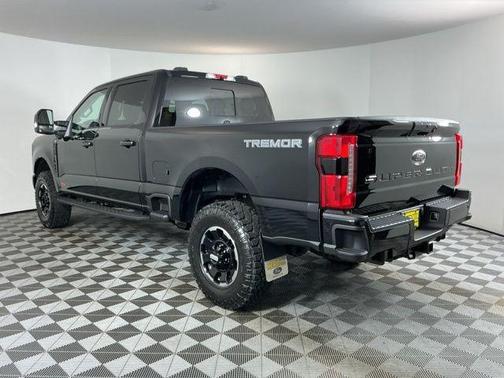 Agate Black Metallic 2026 Ford F-350 XLT