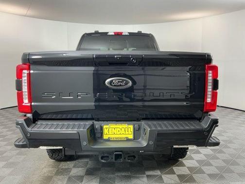 Agate Black Metallic 2026 Ford F-350 XLT