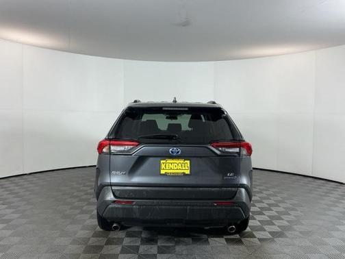 2021 Toyota RAV4 Hybrid LE