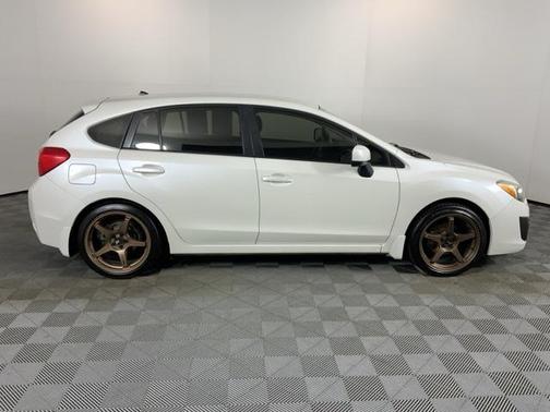 2014 Subaru Impreza 2.0i Premium