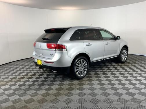 2013 Lincoln MKX Base
