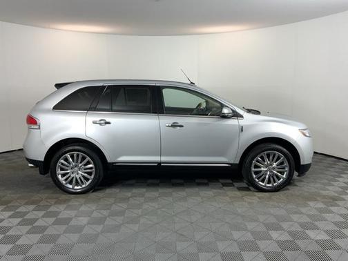 2013 Lincoln MKX Base