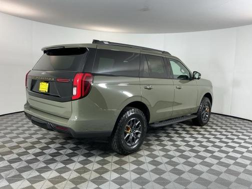 2025 Ford Expedition Tremor