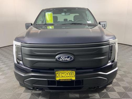 2025 Ford F-150 Lightning Pro