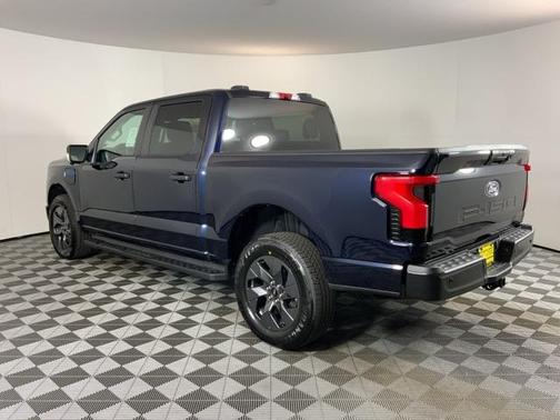2025 Ford F-150 Lightning Pro