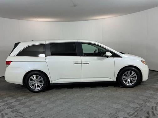 White Diamond Pearl 2014 Honda Odyssey EX-L