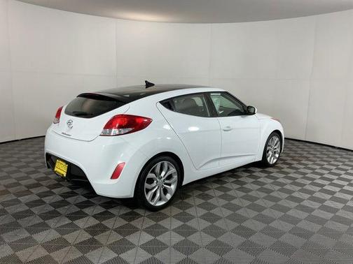 Century White 2015 Hyundai Veloster Base