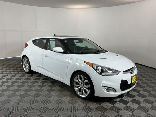 Century White 2015 Hyundai Veloster Base