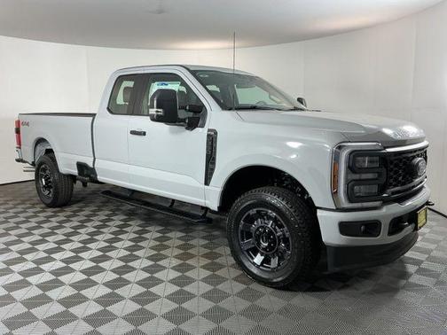 Avalanche 2026 Ford F-350 XL