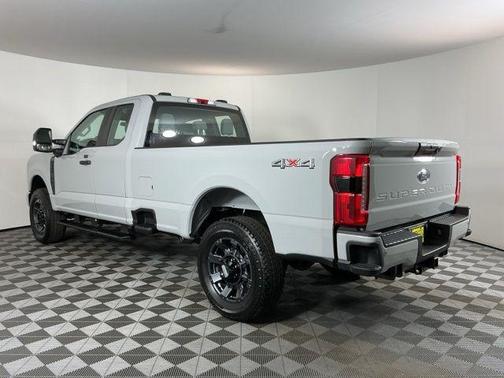 Avalanche 2026 Ford F-350 XL