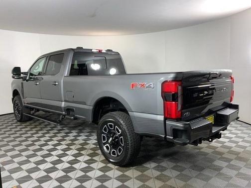2025 Ford F-350 Platinum