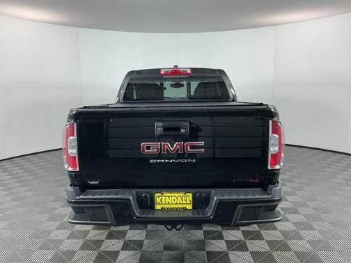 2022 GMC Canyon AT4